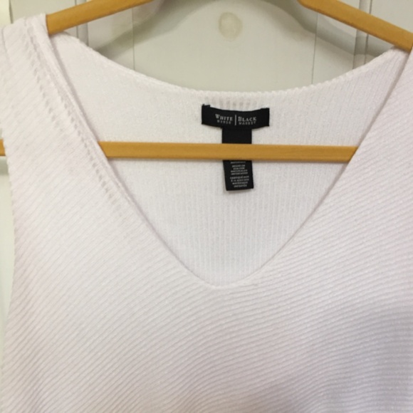 White House Black Market White Tank Top - Picture 5 of 15